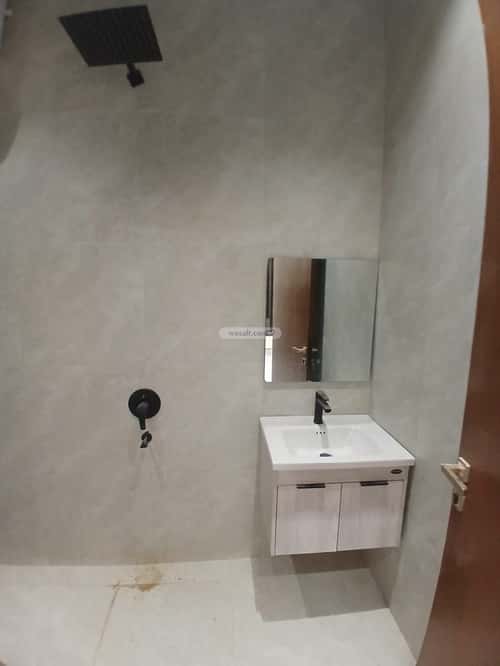4 bedroom floor in Al Rimal 5