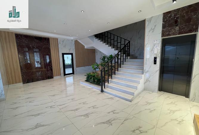 4 bedroom apartment in Al Manar 3