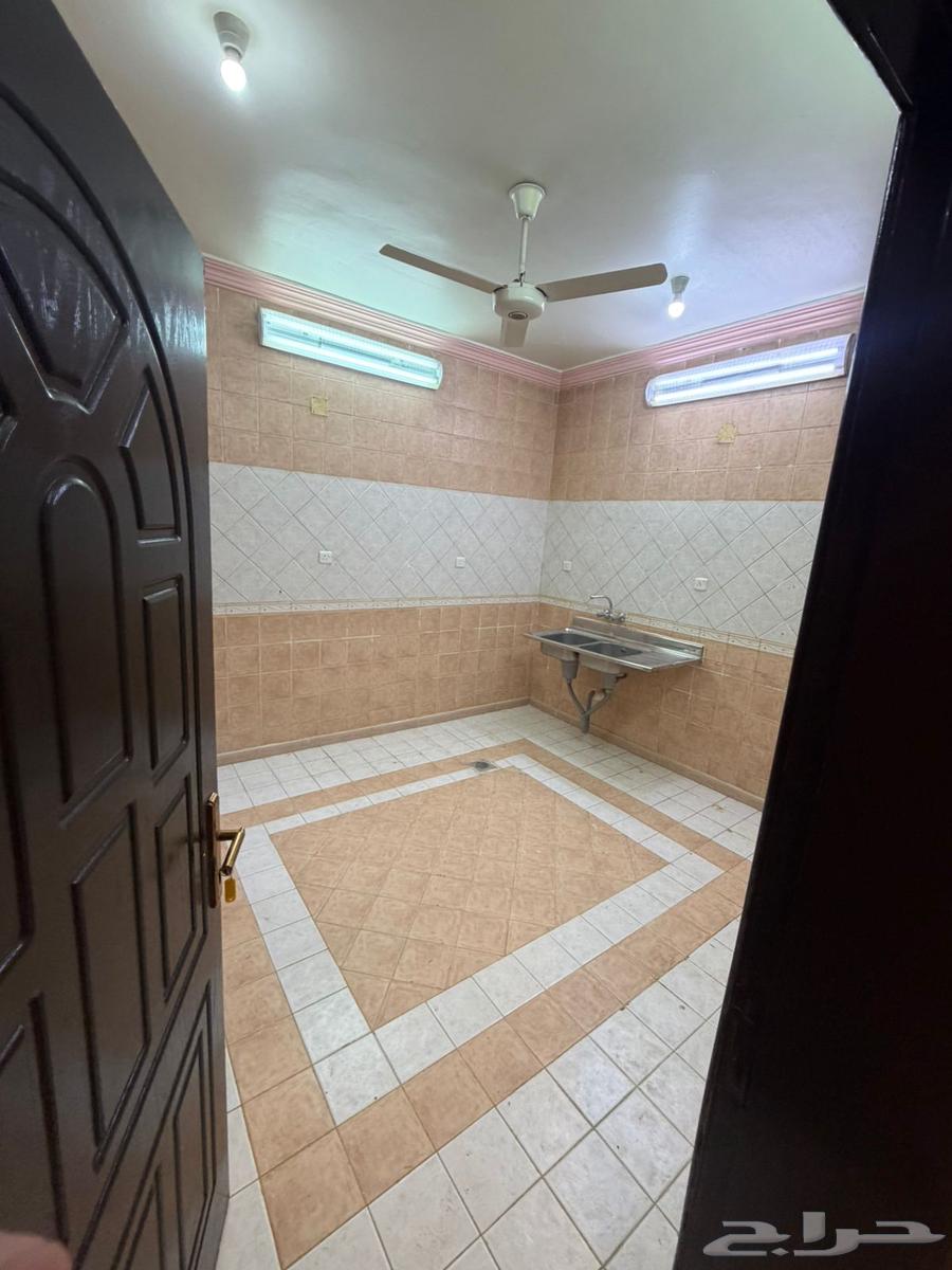 3 bedroom apartment in Al Khalidiyyah, Makkah 6
