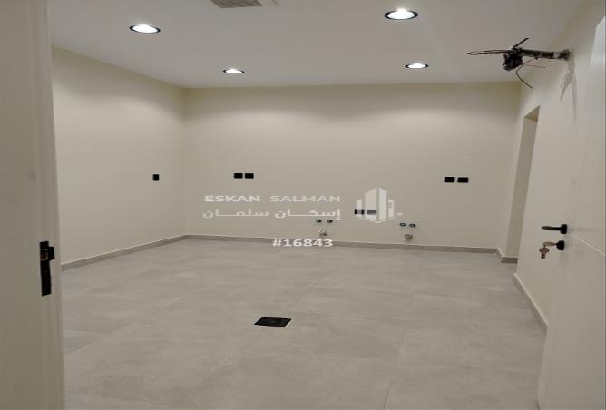 5 bedroom apartment in Al Safa 3