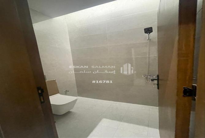 4 bedroom apartment in Al Salamah 3