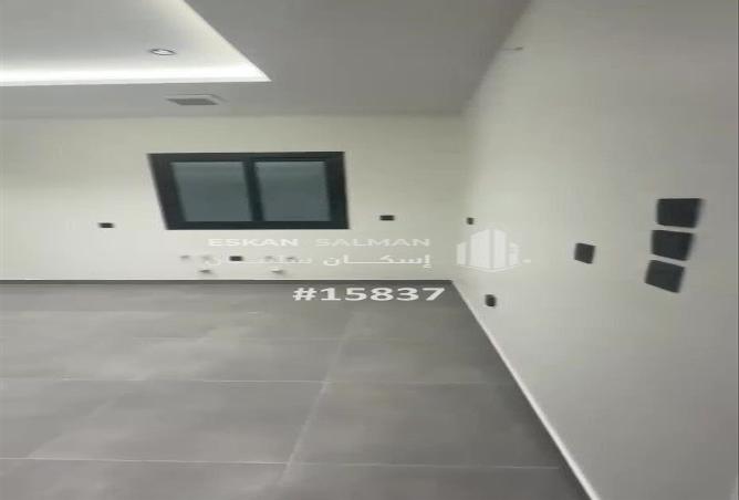 شقة 4 غرف في Ar Rawdah 2