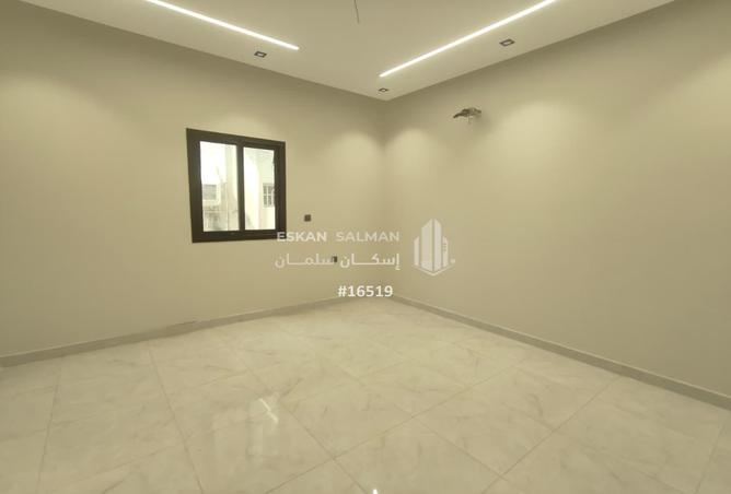 4 bedroom apartment in Al Rabwa 2