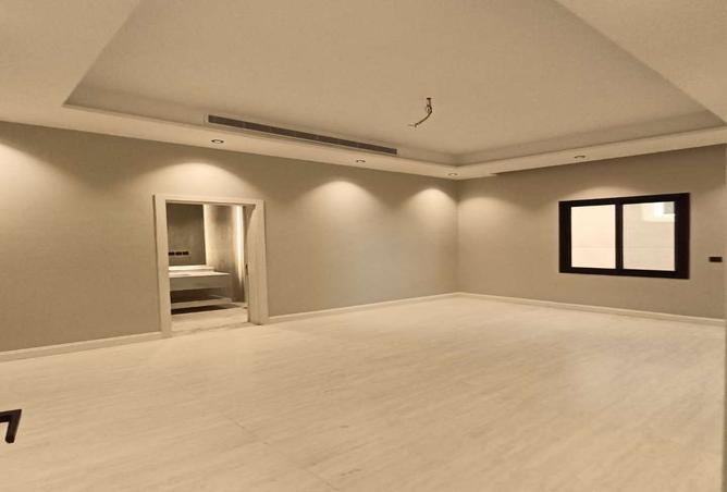 4 bedroom apartment in Al Nahda 2