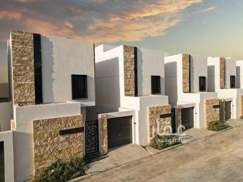 5 bedroom villa in Okaz 2