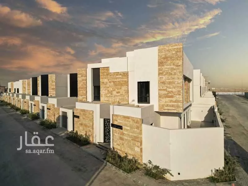 5 bedroom villa in Okaz 5