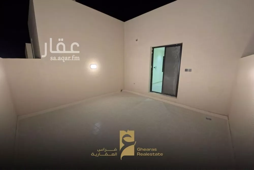 شقة 2 غرف في عريض 4