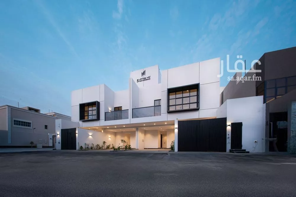3 bedroom floor in Al Munsiyah 2