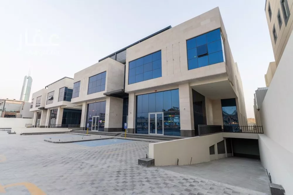 office in Al Aqiq 4