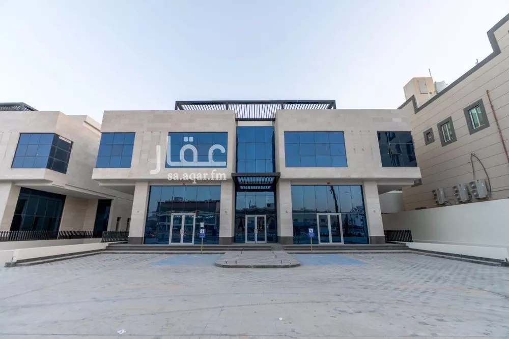 office in Al Aqiq 2