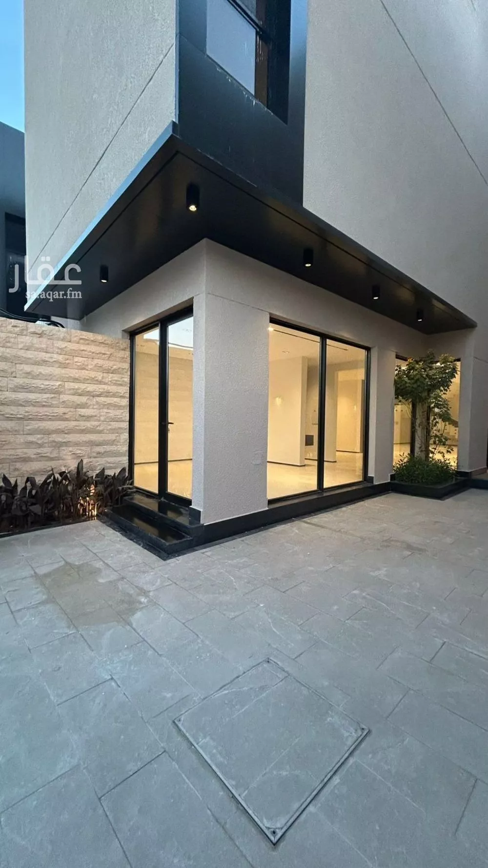 5 bedroom villa in Al Narjis 3