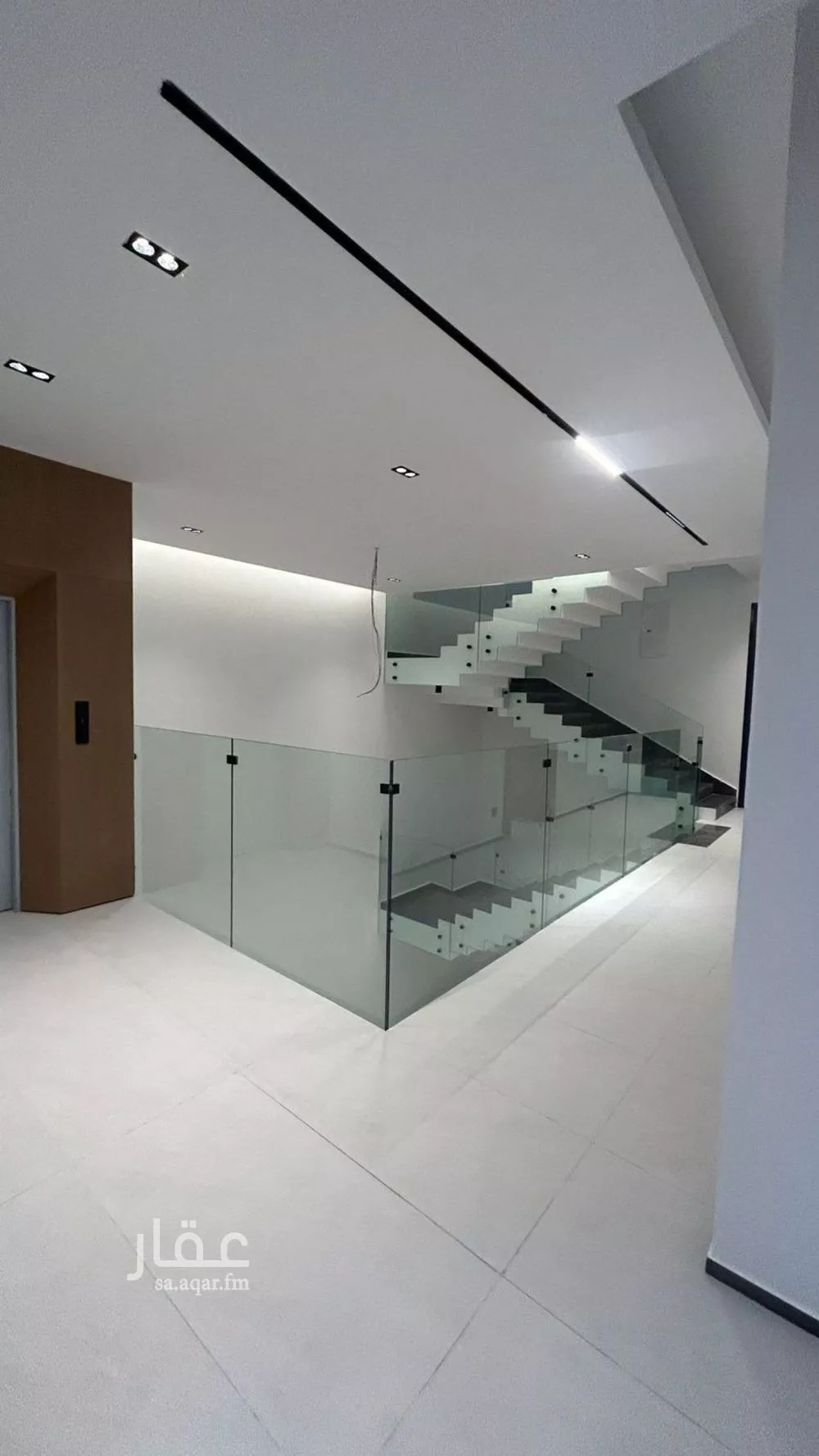 5 bedroom villa in Al Narjis 4