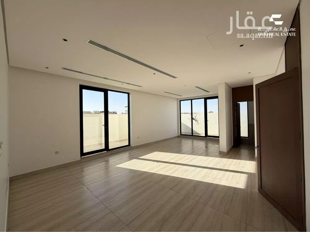 3 bedroom floor in King Abdullah 3