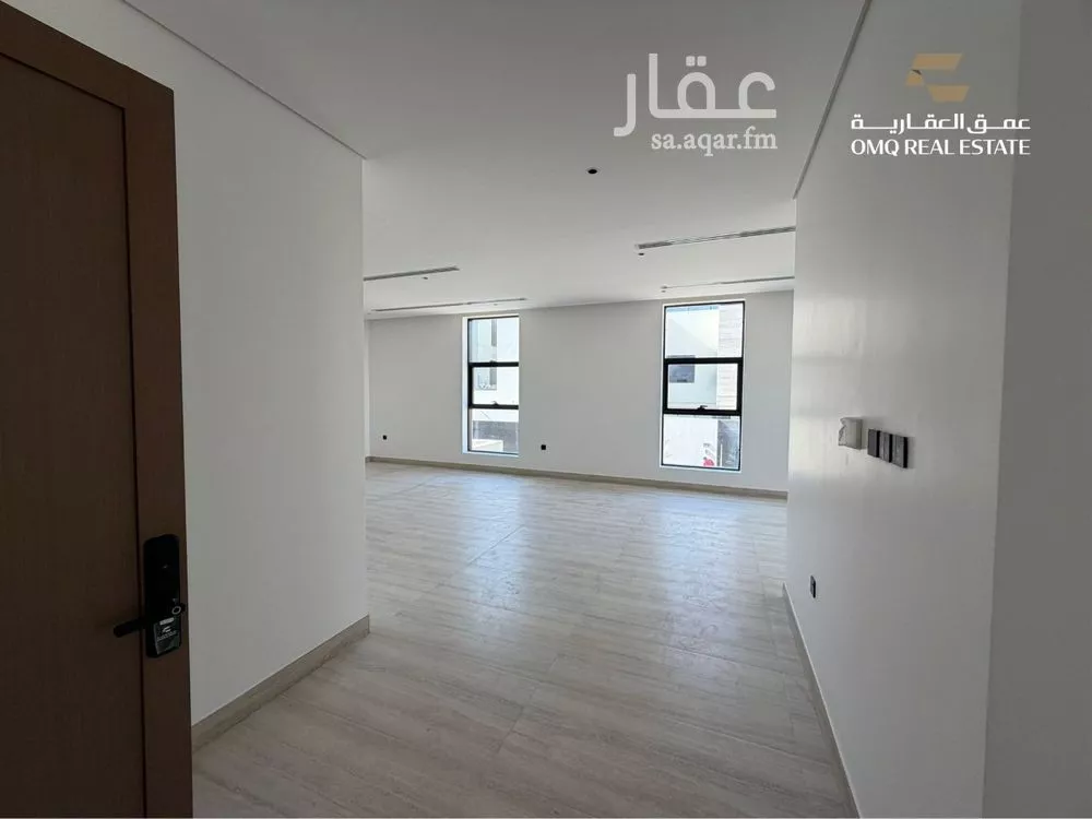 3 bedroom floor in King Abdullah 5