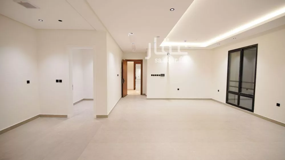 شقة 3 غرف في الرمال 1