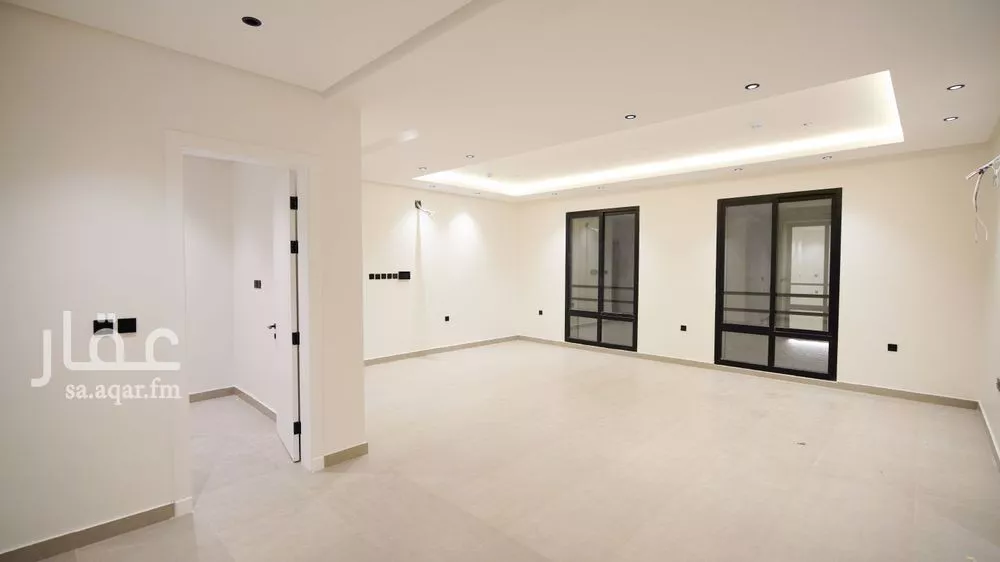 شقة 3 غرف في الرمال 1