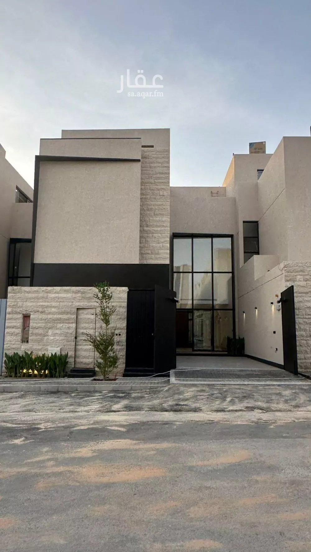 4 bedroom villa in Al Narjis