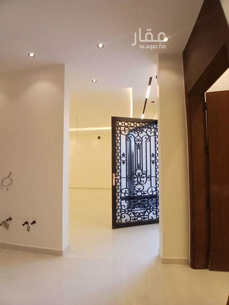 فيلا 6 غرف في ظهرة لبن 20