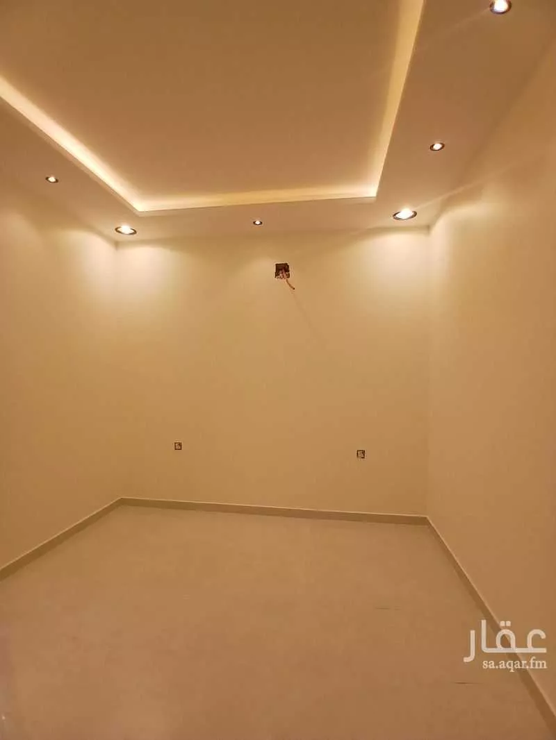 فيلا 6 غرف في ظهرة لبن 30
