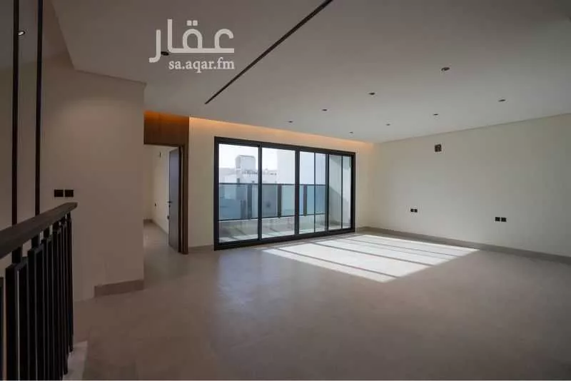 فيلا 7 غرف في المهدية 8