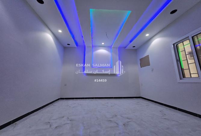 6 bedroom apartment in Mraykh 3