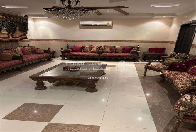 6 bedroom apartment in Al Marwa 2