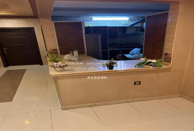 6 bedroom apartment in Al Marwa 3