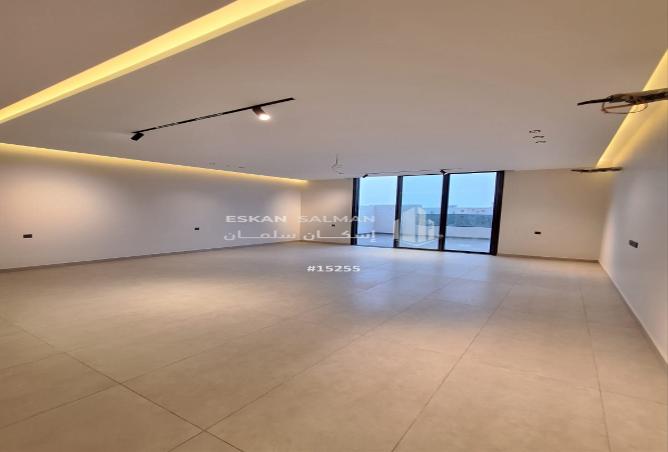 5 bedroom apartment in Al Safa 2