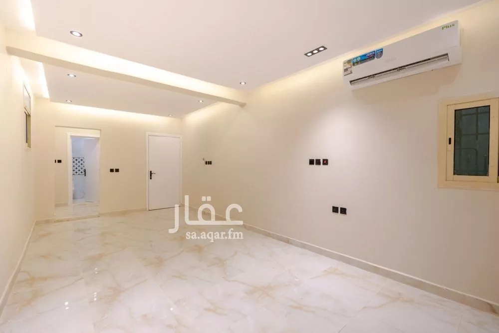 1 bedroom apartment in Al Aqiq 11