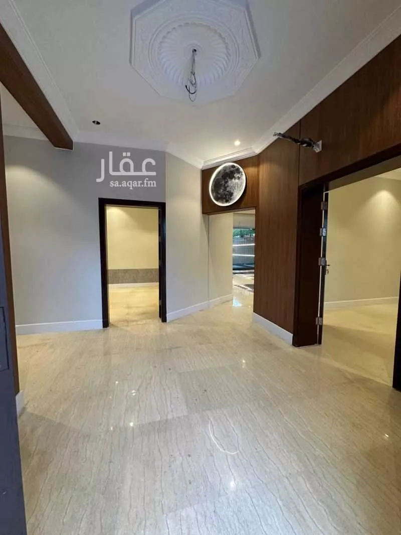 فيلا 9 غرف في الشراع 10