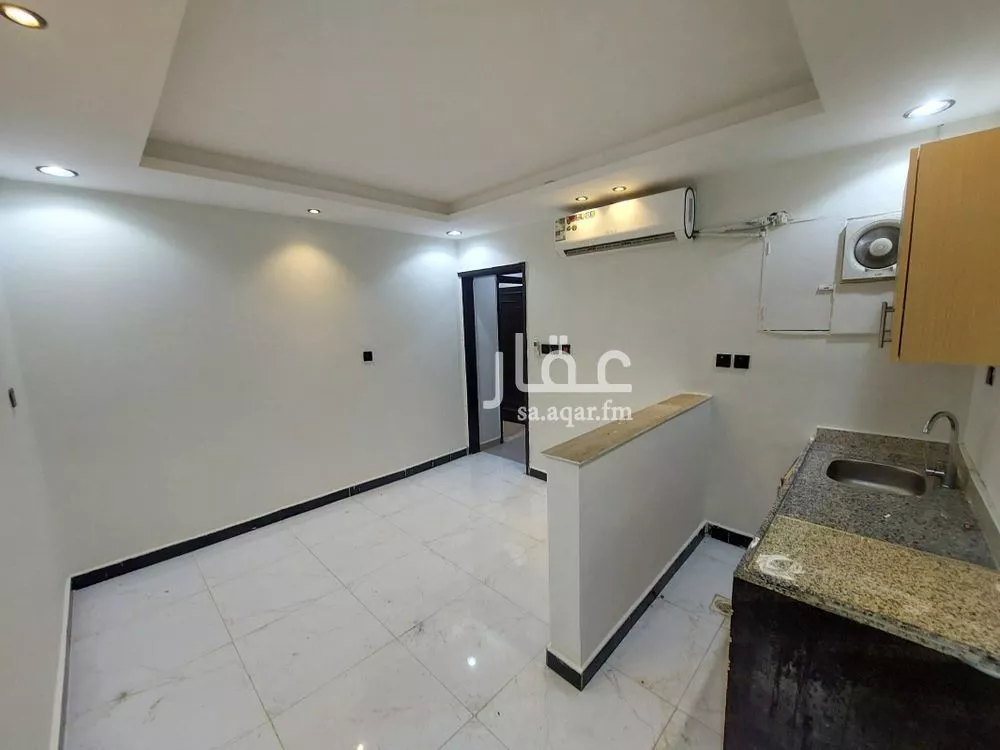1 bedroom apartment in Al Rawdah 3