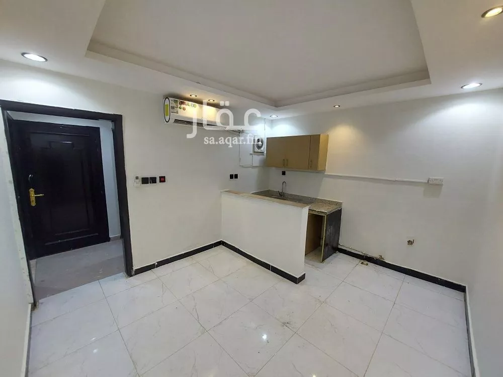1 bedroom apartment in Al Rawdah 4