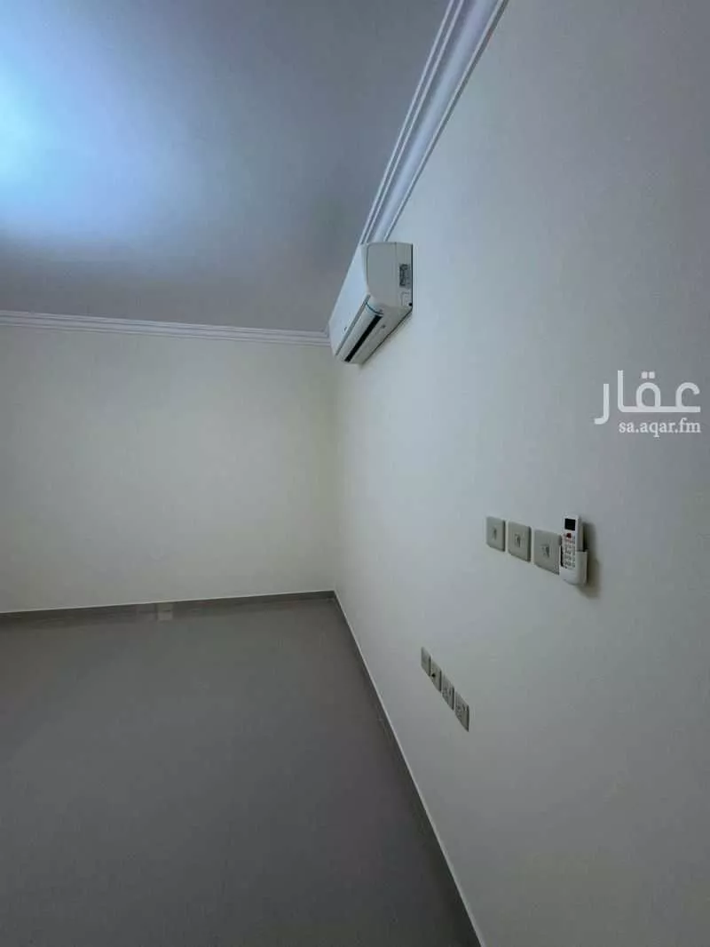 4 bedroom floor in Al Yasmin 21