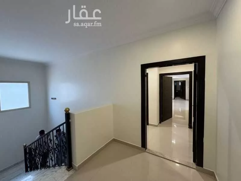4 bedroom floor in Al Yasmin 6