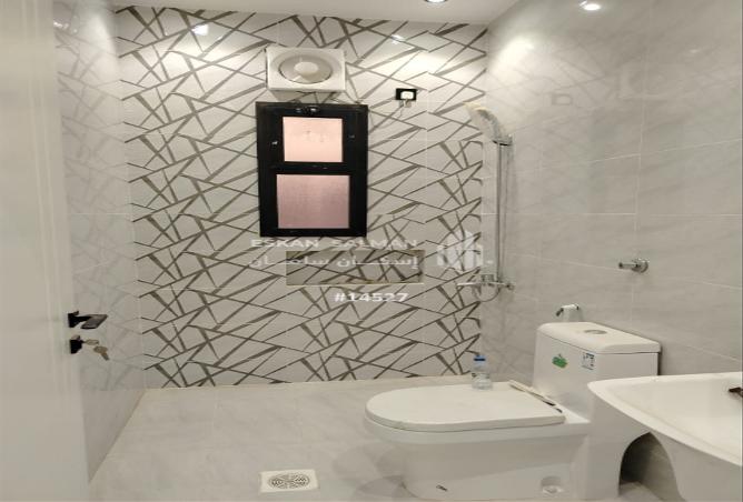 5 bedroom apartment in Ar Rayan 3