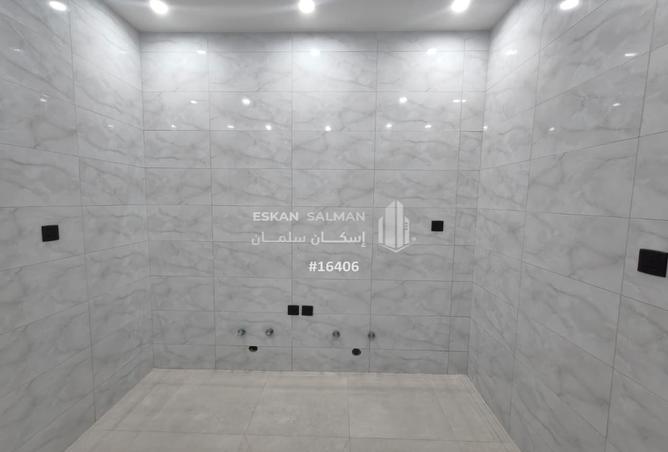4 bedroom apartment in Al Safa 3