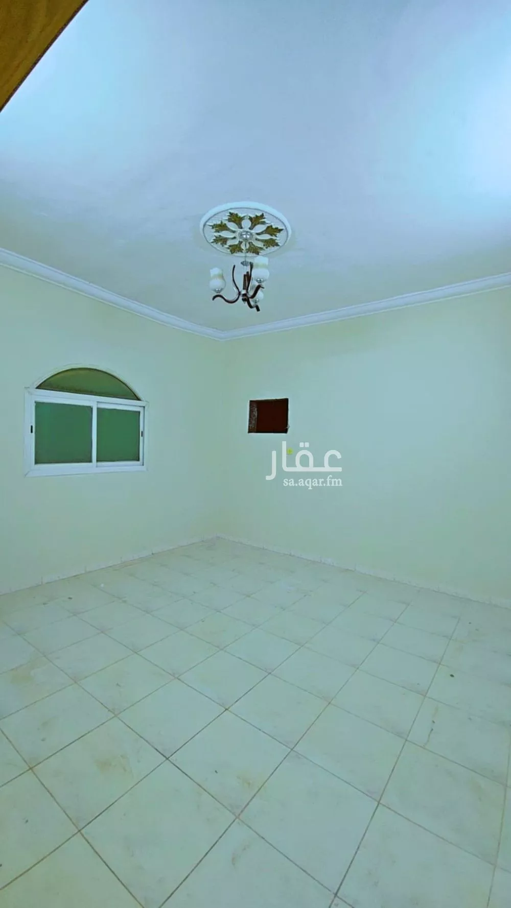 3 bedroom floor in Al Khaleej 6