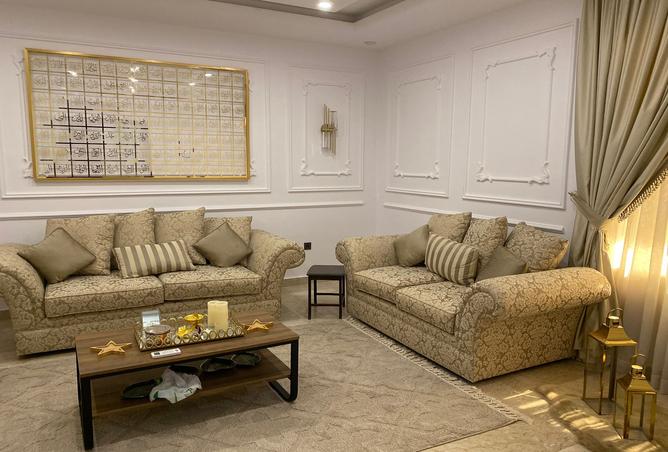 5 bedroom villa in Al Yaqout 2