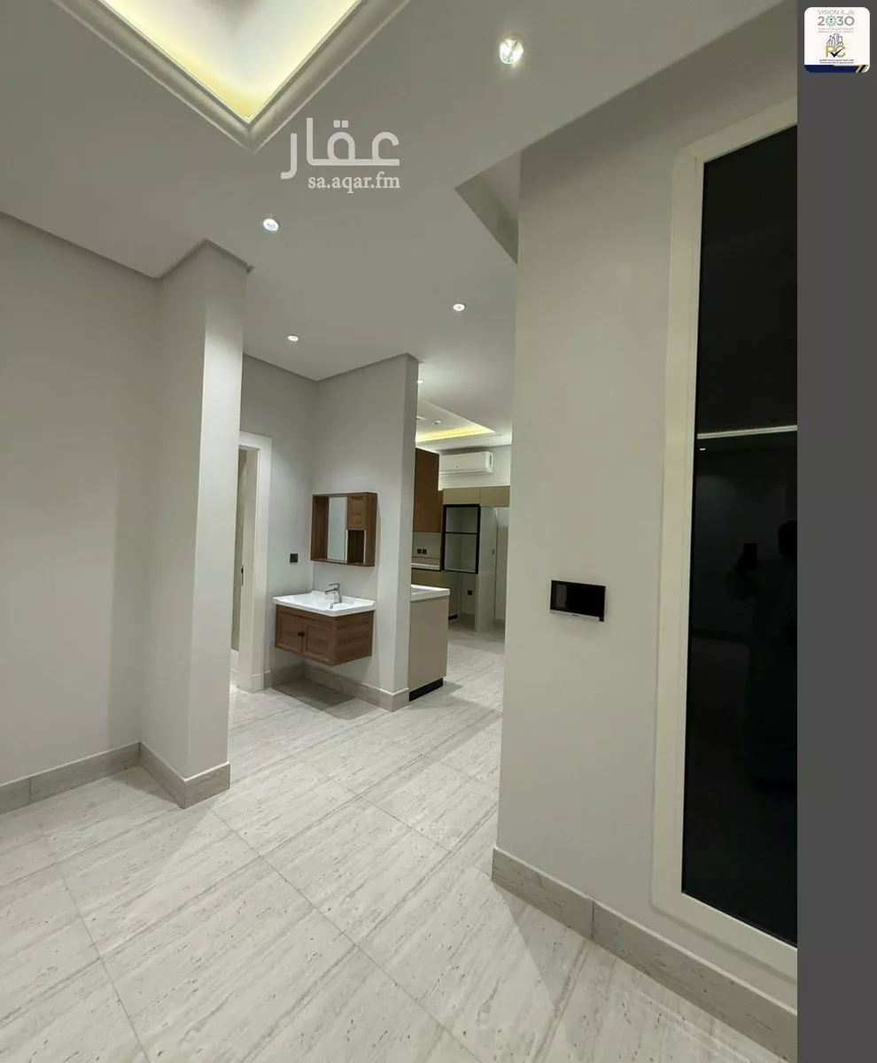 3 bedroom apartment in Al Malqa 14