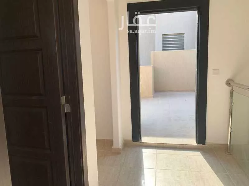 فيلا 5 غرف في الرياض 3