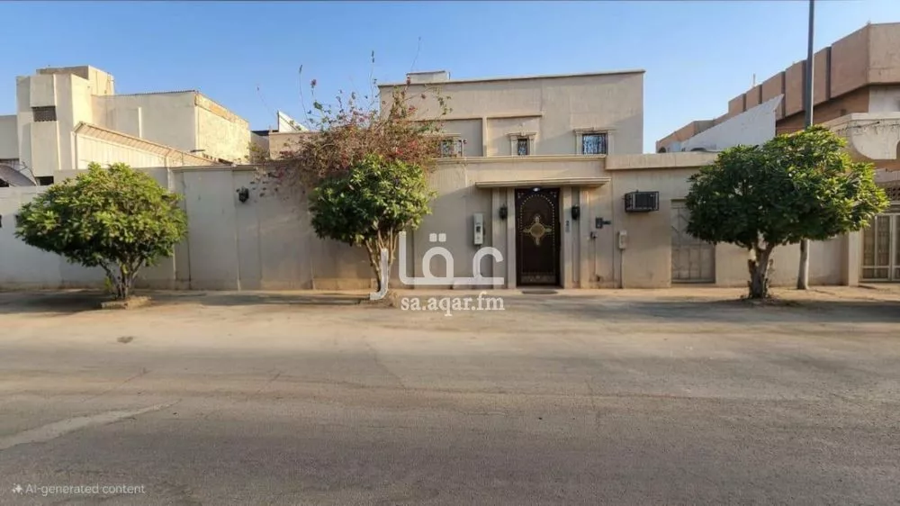 5 bedroom villa in Al Malaz