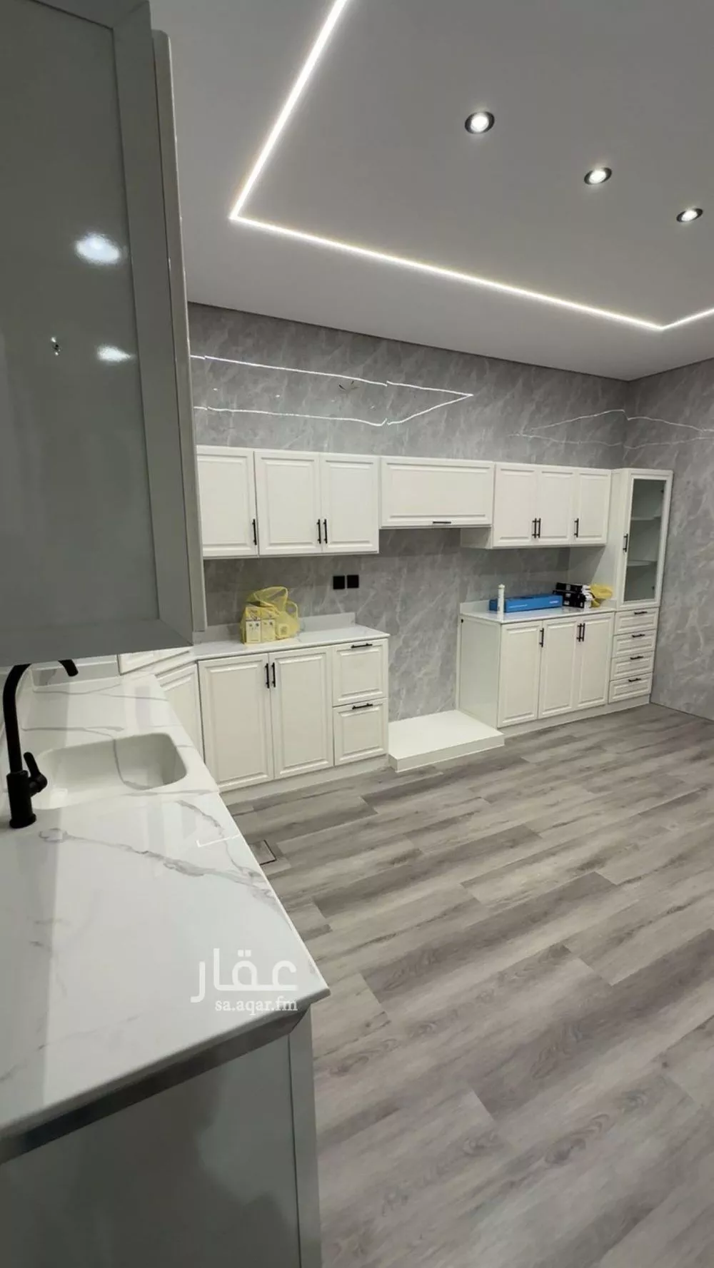 3 bedroom apartment in Dhahrat Laban 2