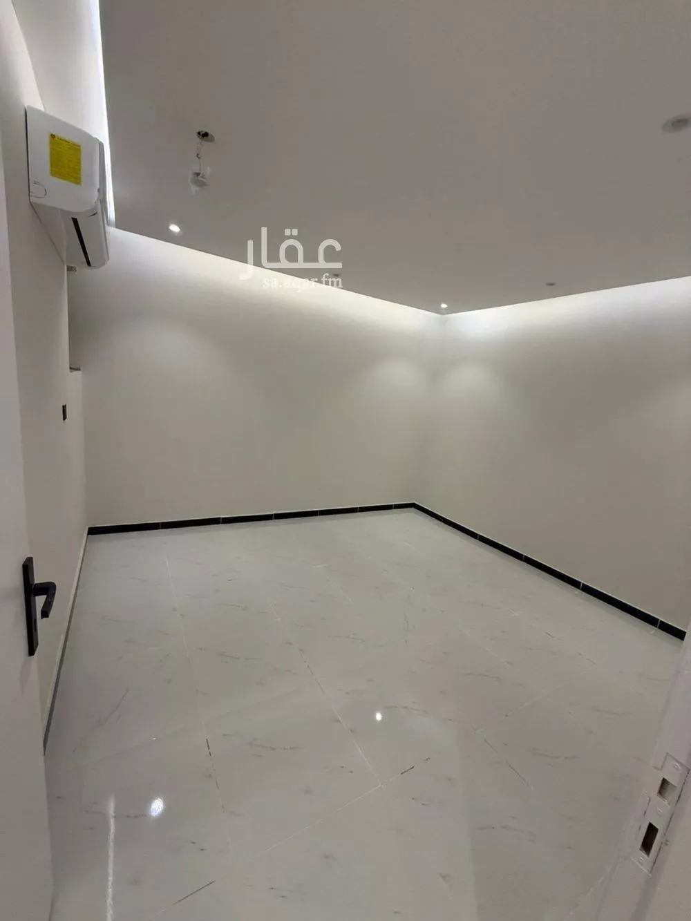 شقة 1 غرف في المربع 2