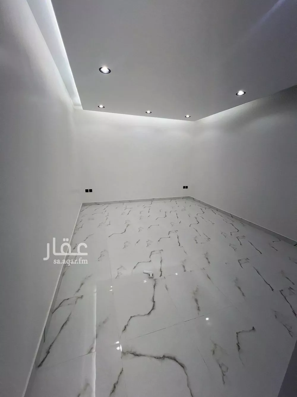 شقة 1 غرف في الرمال 2
