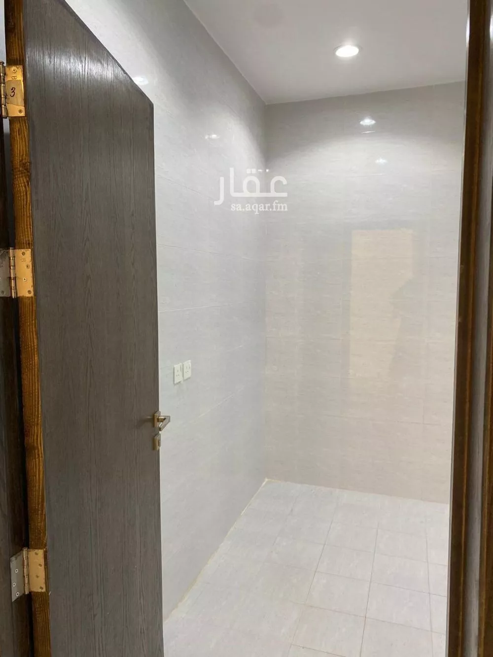 3 bedroom floor in Dahiat Namar 3