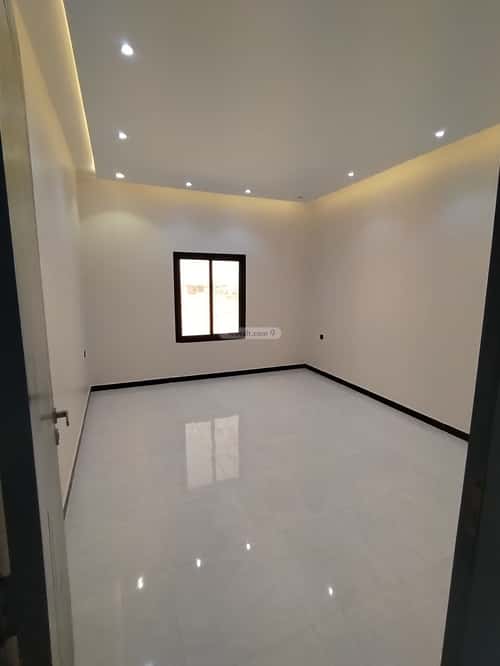 6 bedroom villa in Al Janadriyah 5