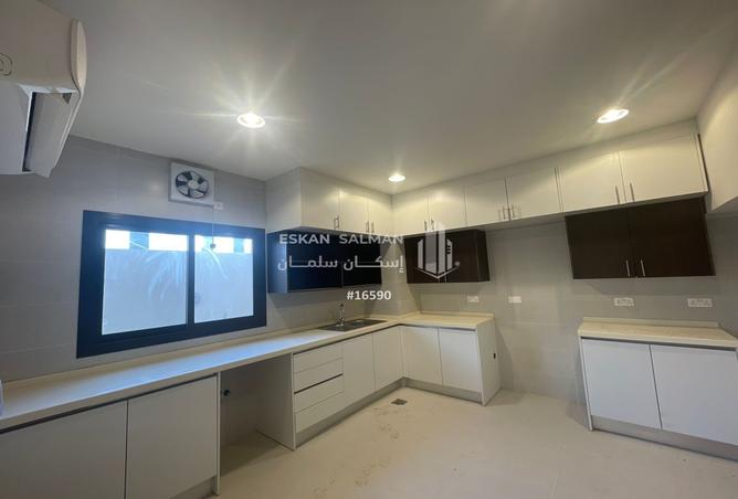 4 bedroom villa in Al Sawari 3