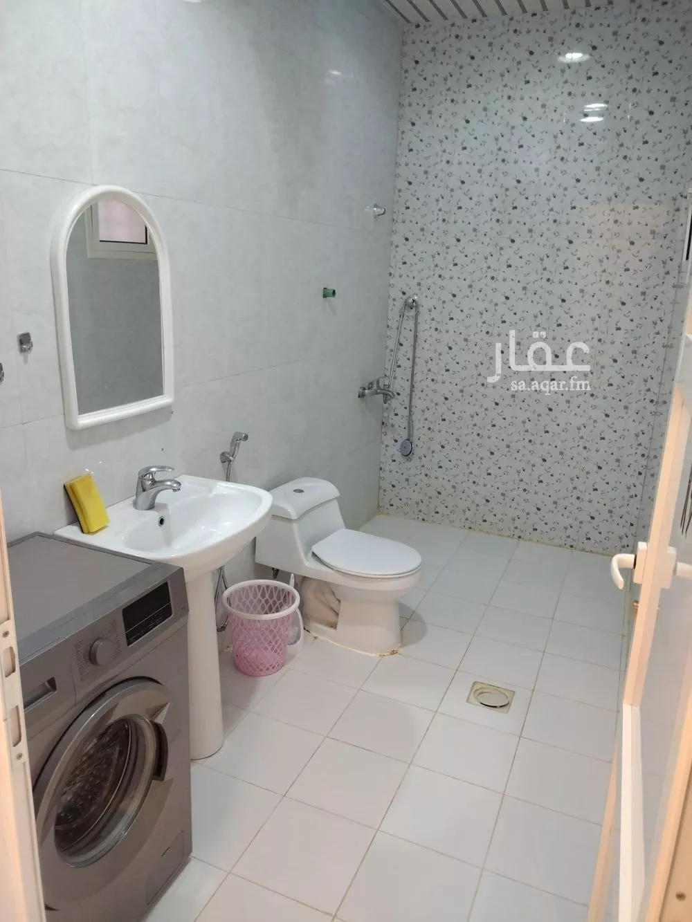 1 bedroom apartment in Dhahrat Laban 5