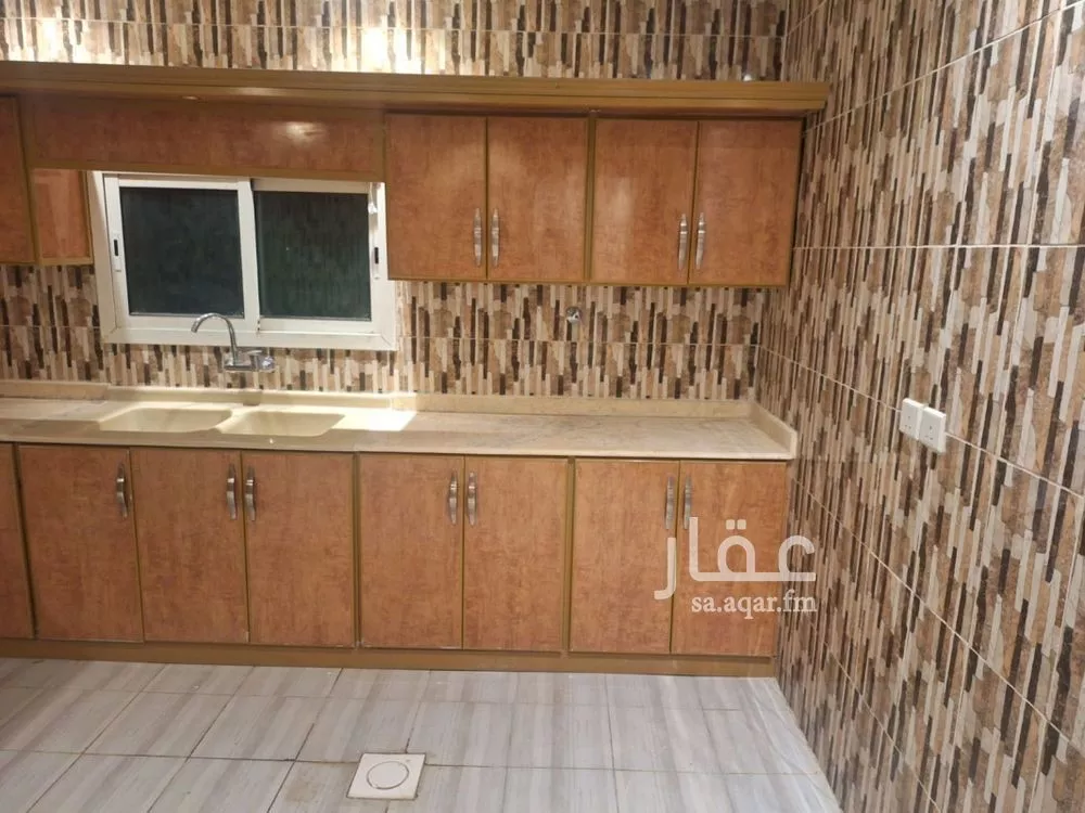 دور 2 غرف في العارض 14