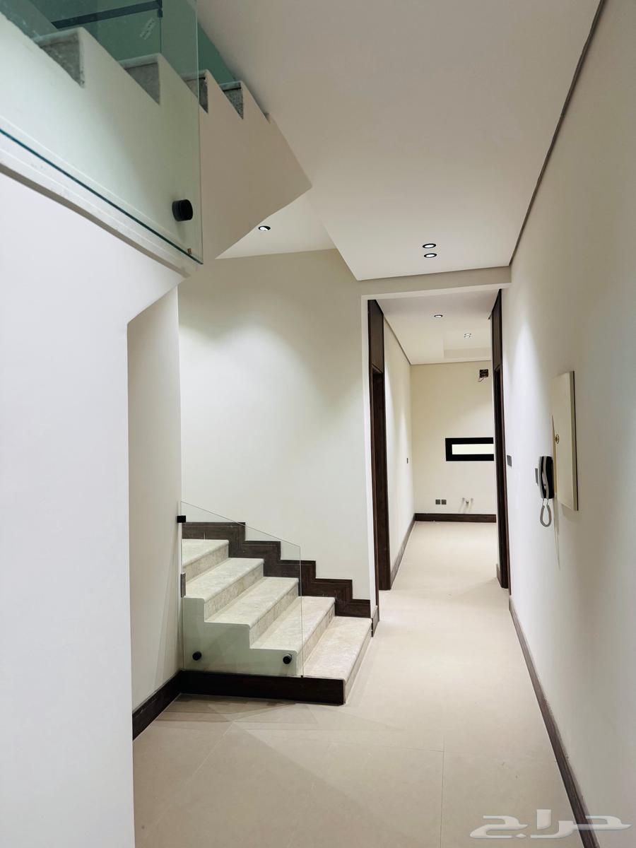 6 bedroom apartment in Tuwaiq 4